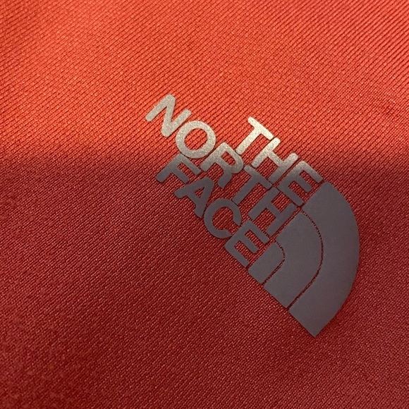 the North Face flight series vapor wick ¼ zip coral grey flaw M 30% off w🩷 81 - Picture 3 of 9